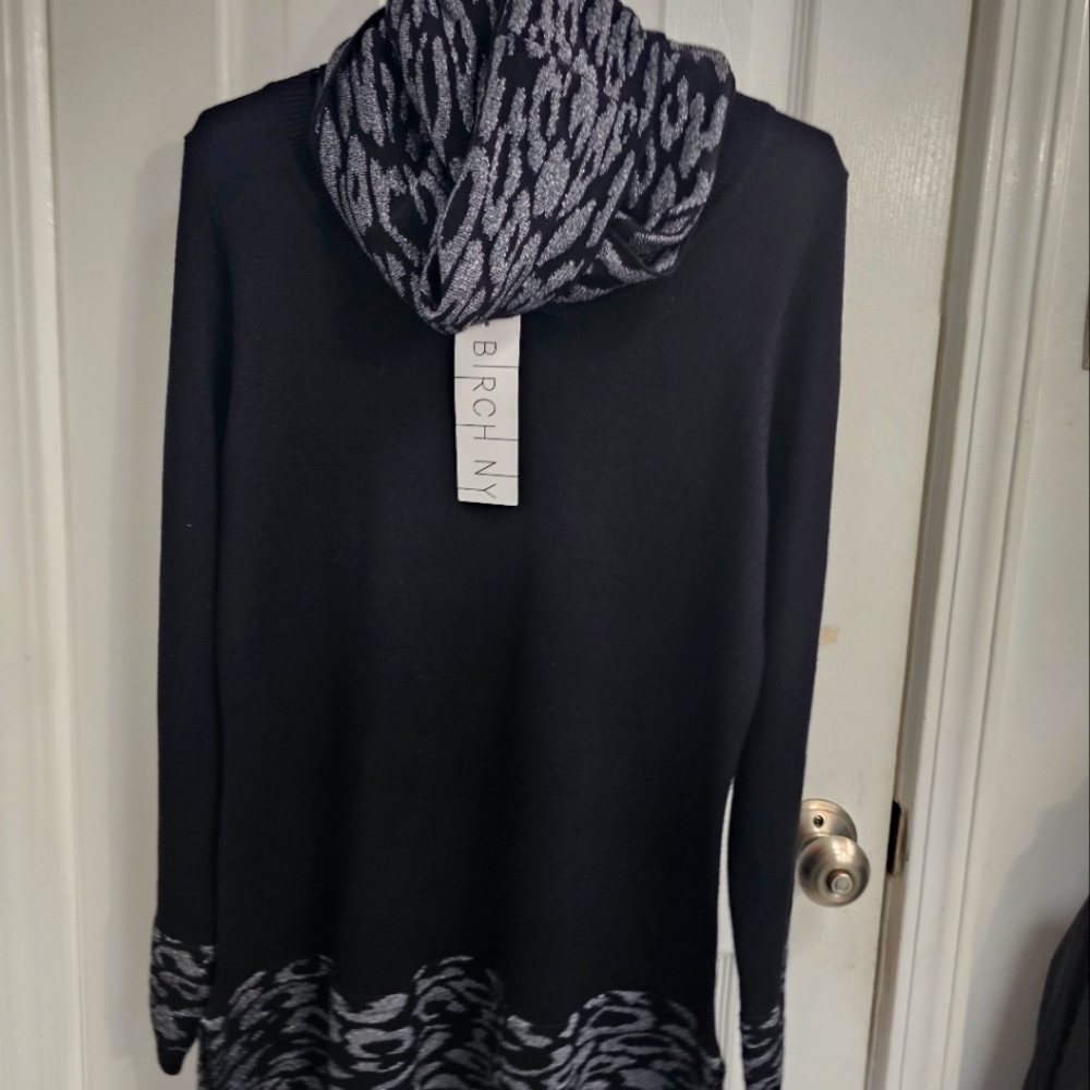 NWT BRCH-NYC SWEATER/SCARF